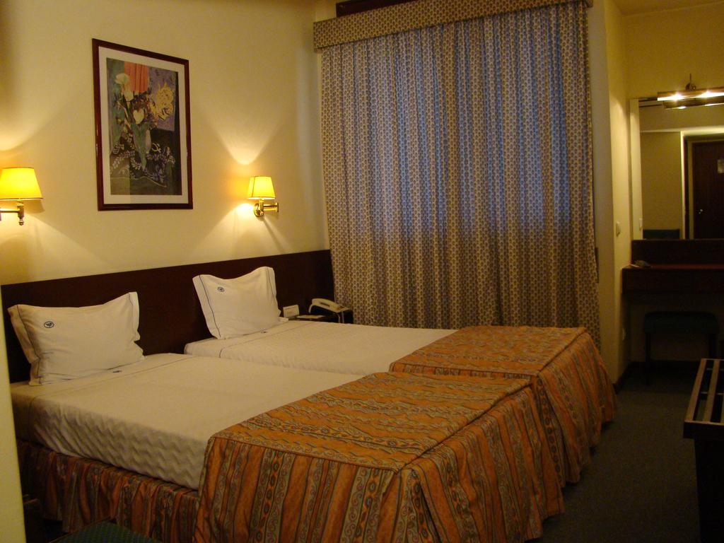 Hotel Nave Порту Екстер'єр фото